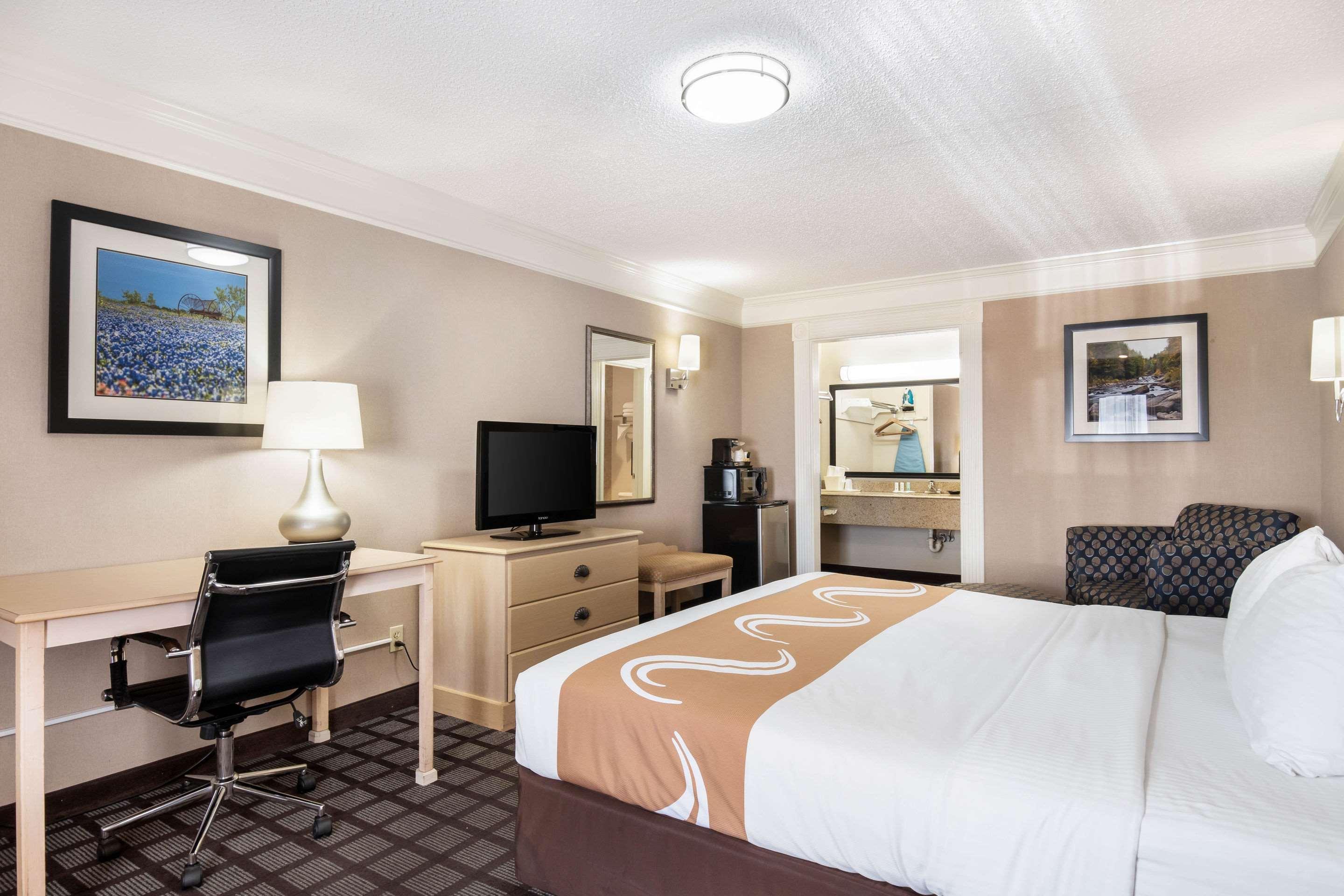 Quality Inn Near Lake Marble Falls Kültér fotó